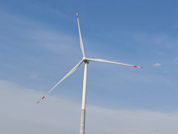 鄭州租吊車(chē)安裝風(fēng)力發(fā)電設(shè)備